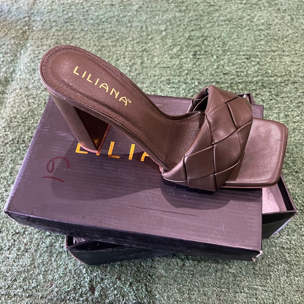 Liliana Brown Heels Elegant Leather Straps